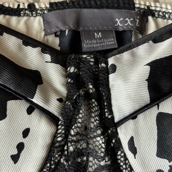 Forever 21 Bustier Strap Dress, Print and Lace Accents (M) - Picture 8 of 8